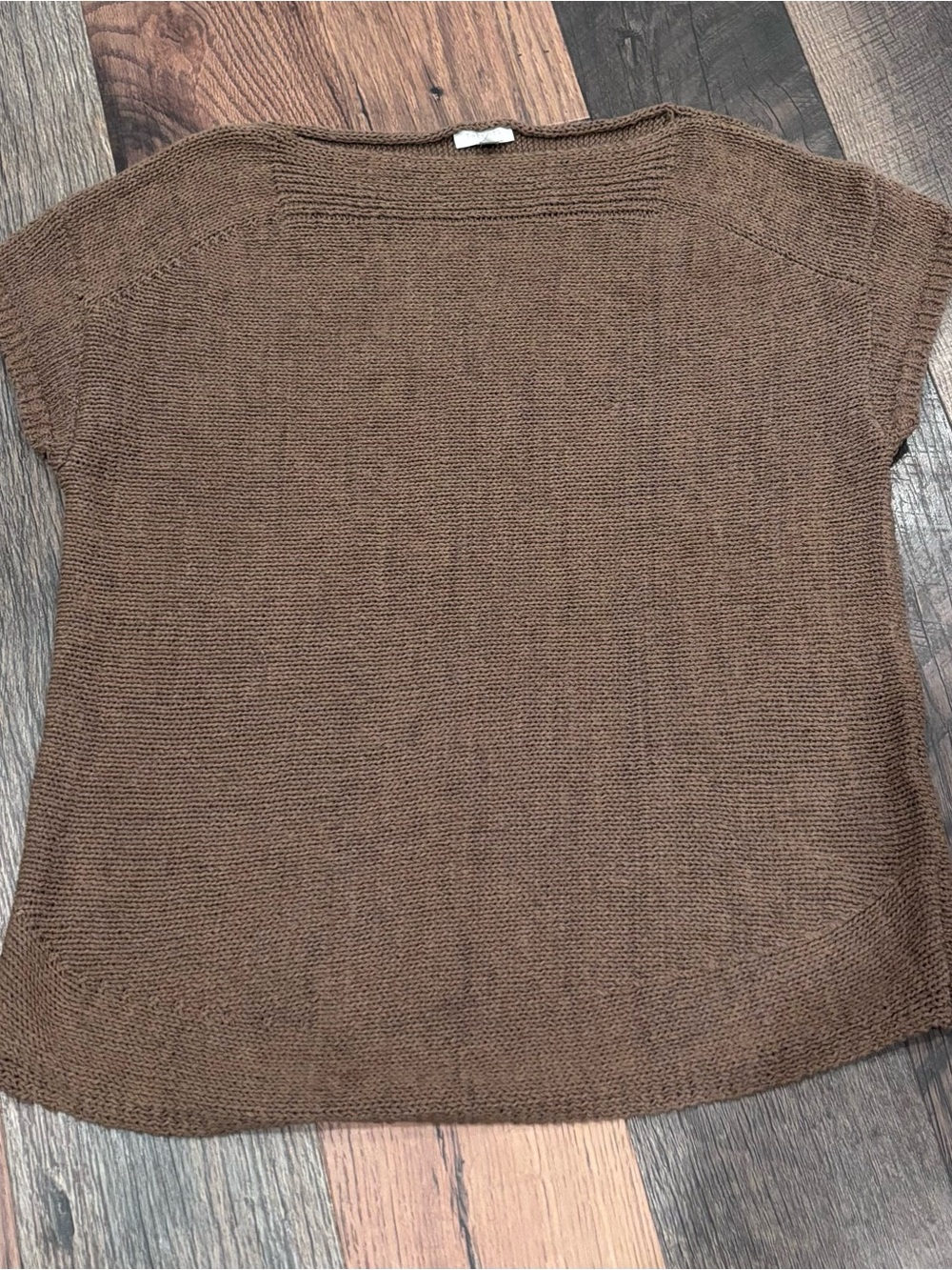 Talbots Olive Green Crew Neck Sweater Short Sleeve in size medium